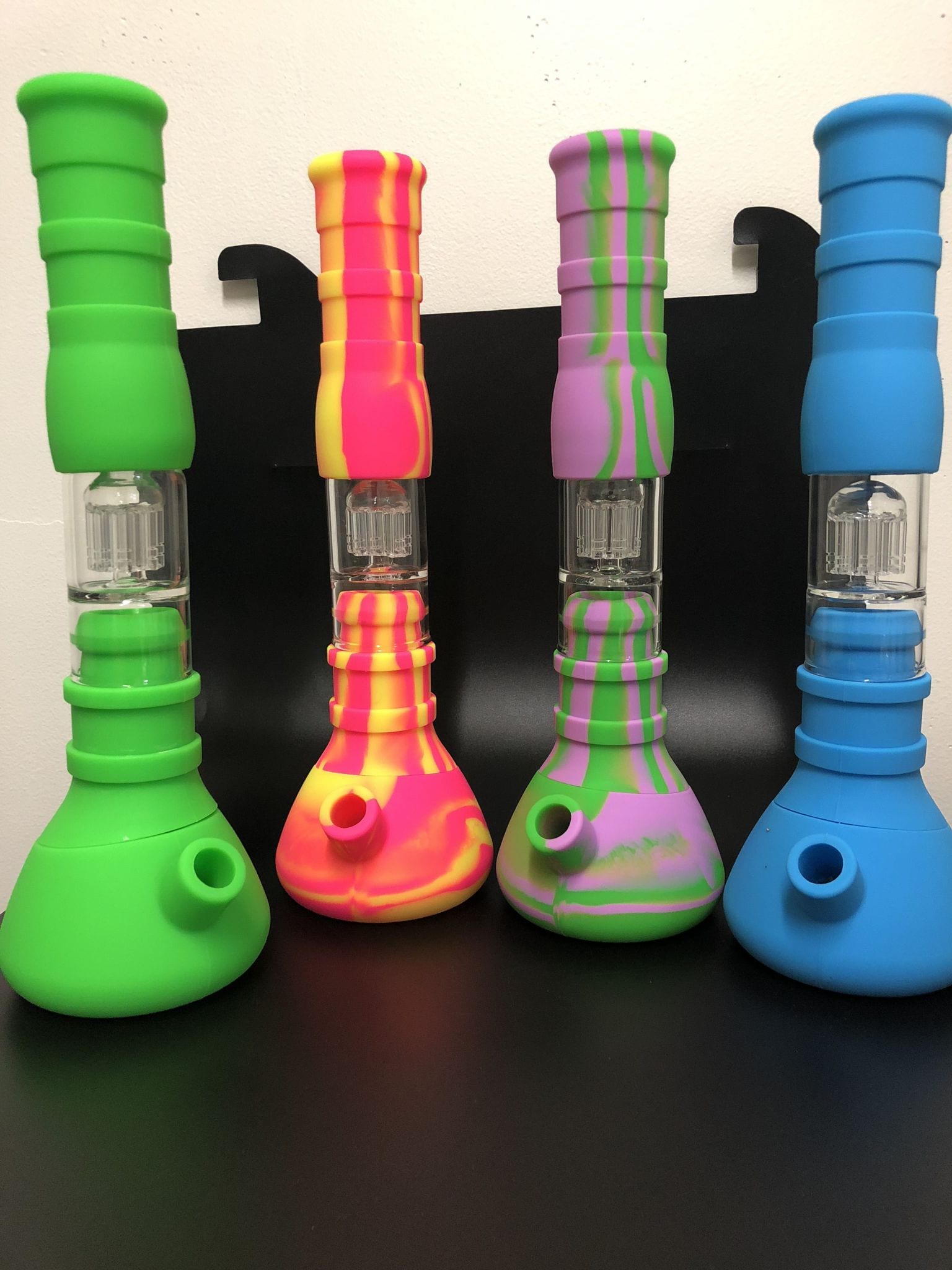 BIG TOWER SILICONE BONG SL93 — Himalayan Group Inc.